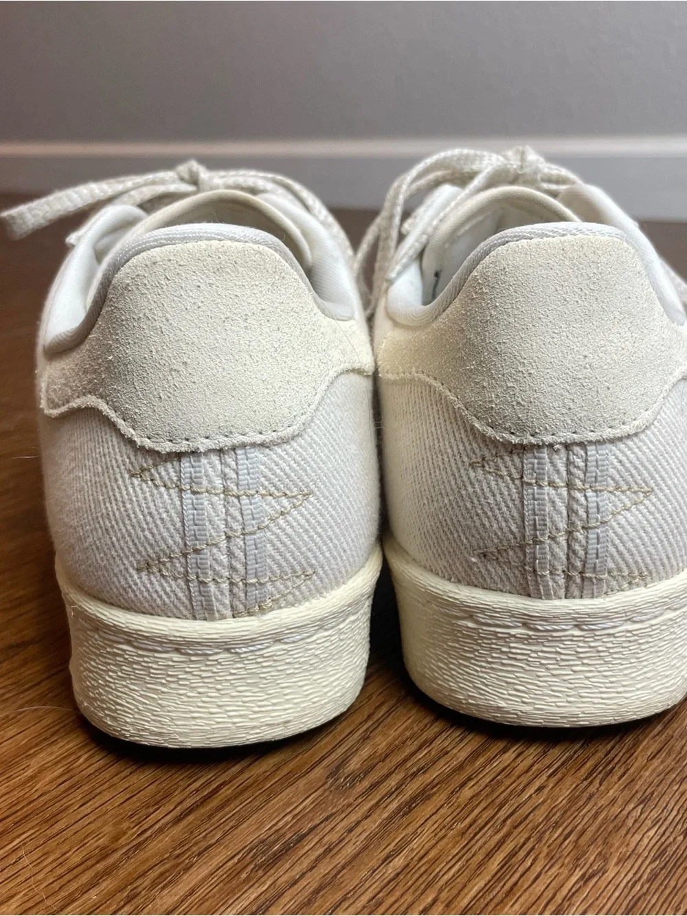 adidas Cream/Tan Low-Top Canvas Sneakers Size 11